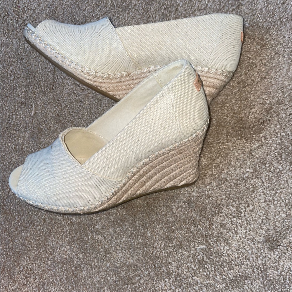 TOMS Michelle Wedge Heel Size 8 in Dark Natural Metallic Linen